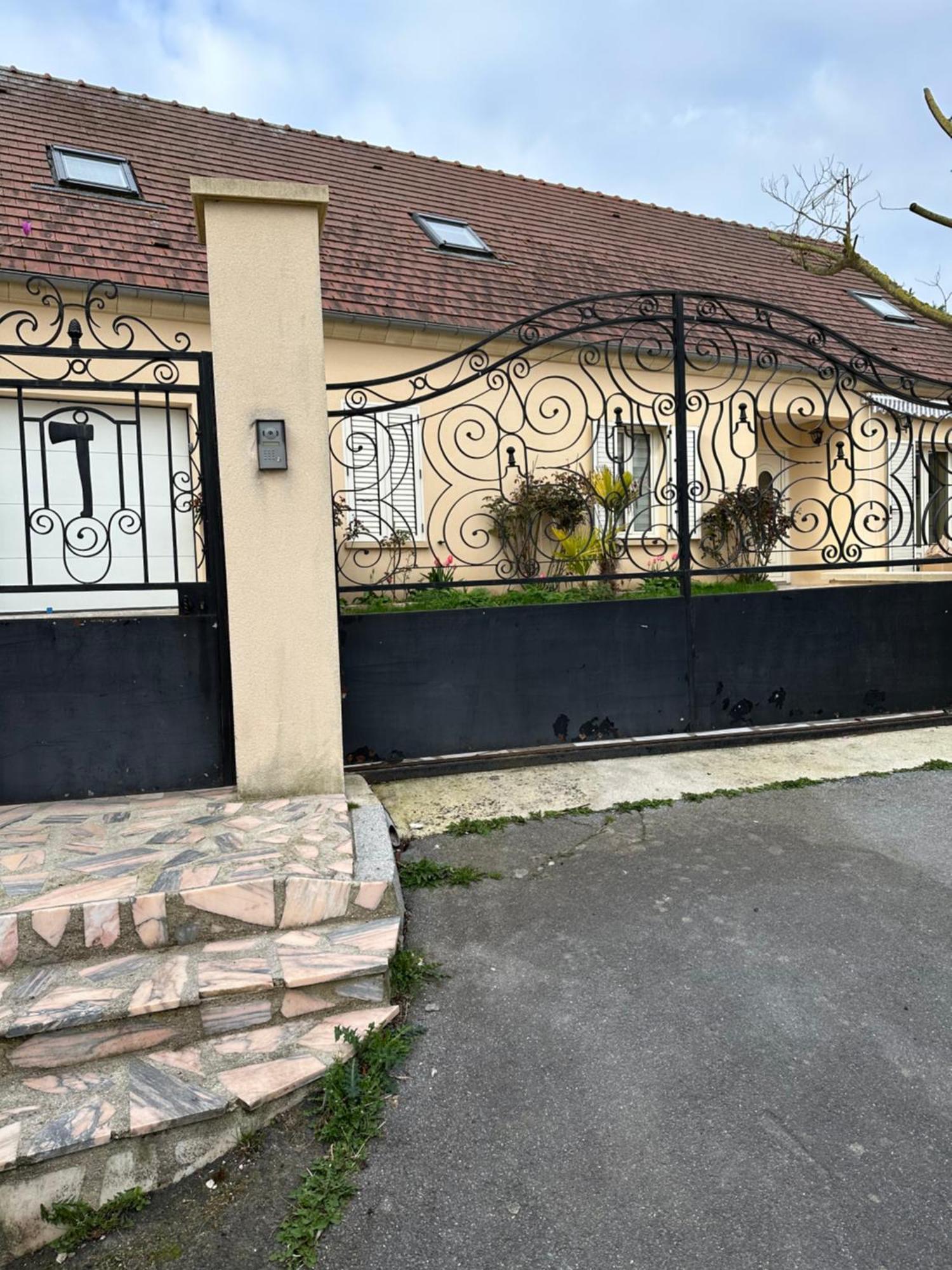 Chambre Privee A 10Min De Roissy Cdg, Au Calme, Parking Gratuit Le Mesnil-Amelot Εξωτερικό φωτογραφία